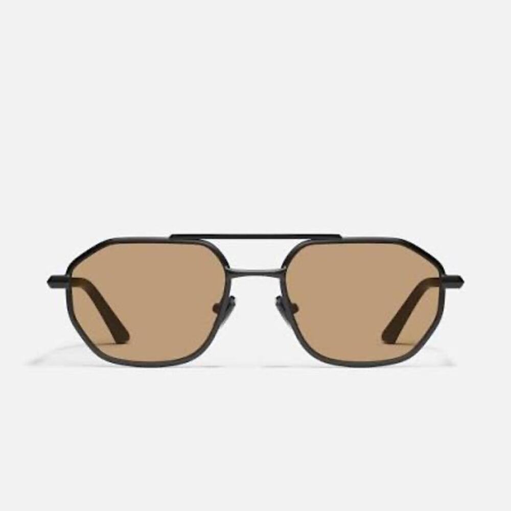 NWT Quay En Route Sunglasses Matte Black / Tan | Aviator